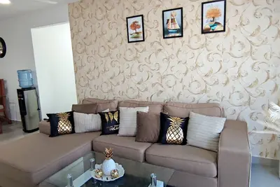 1th floor Cozy 3br Apt Pool Fast Wifi 10minBeach