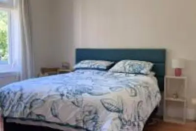 Image de Your city oasis awaits located less than 1km from city centre & local beaches