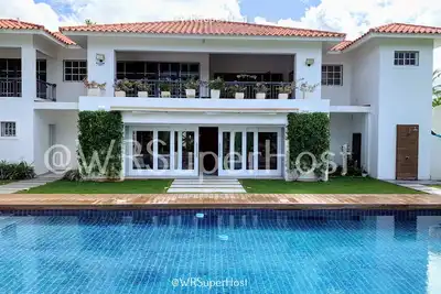 Image de Paradise Villa Chef+Food Golf Pool Bbq King Beds
