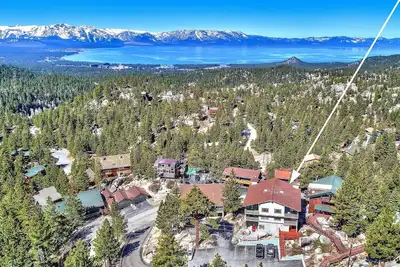 Image de Mv15 lakeview top of the mountain townhome