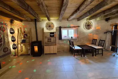 Image de Grand Gîte au Berry avec Terrasse, Pétanque et Confort Tout Inclus - Lac d'Eguzon Proche