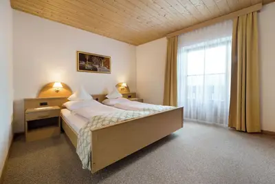 Image de Appartement \"Dolomitenblick\" avec vue sur les montagnes, balcon et Wi-Fi