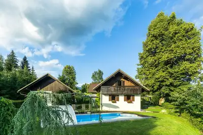 Image de Beautiful house with swimming pool in nature, Pr Matažič
