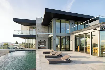 Image de Belleza by AvantStay | Hilltop Mansion w/ Pool & Ultra Modern Interior