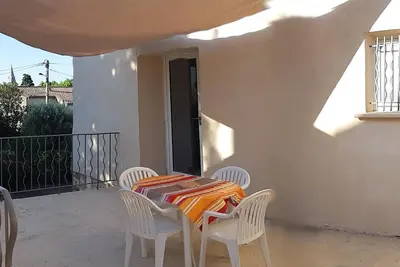 Image de Duplex fraichement rénovée avec grande terrasse