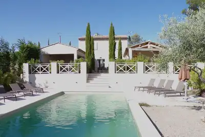 Image de Villa Lou Coulabio - Séjour en Provence avec Piscine Privée et Vue Panoramique