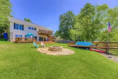 Image de Endless Summer House | Lake Murray | Chapin | 3br