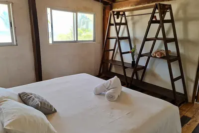 Image de 10 Bdr Private Beachfront Villa/Temazcal and Pool ideal for groups and families.