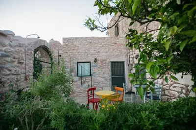 Image de Charouda country house, Near tavern, Mani