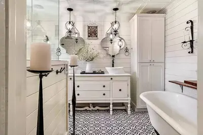 Image de 1930s Queen Anne Historic Downtown Retreat