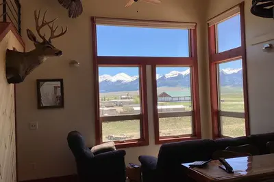 Image de Cozy house, with Epic views from Sangre de Cristo mountains