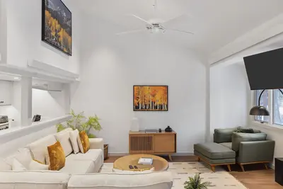 Image de Outpost: Pines 322 - Central Wilson Location