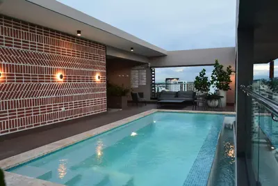 Image de ⭐️💫Rialto Residences| Luxury 2 Bedrooms| Pool&Gym✨