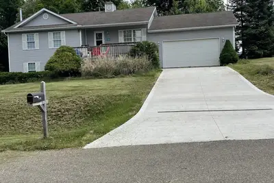 Image de Great Home for Golfers - 5 minutes to Apple Valley Golf Course.