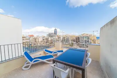 Image de Amazing views of Spinola Bay in Heart of St