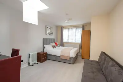 Image de Newly Refurbished Studio, 20 mins to London Bridge