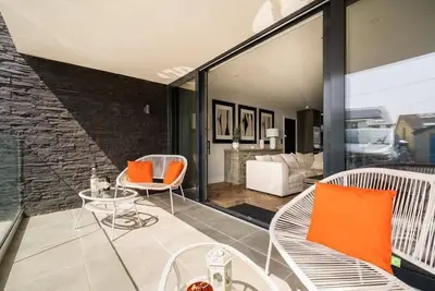 Image de 2 Bol-Y-Maer -  a two bedroom apartment with use of communal swimming pool