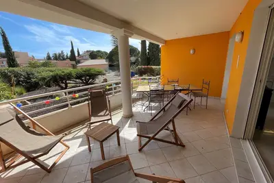 Image de Appartement 2 chambres, clim, terrasse, parking