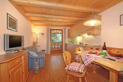 Image de Appartement 'Niglutsch - Schlern' avec vue sur les montagnes, balcon et Wi-Fi.