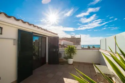 Appartement Blue Sea avec terrasse ensoleillée et Wi-Fi