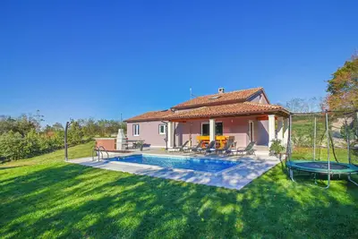 Image de Villa Mate* 4 bedrooms, large garden (2. 000 m2), private pool, free WiFi