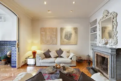 Image de Huge historic 5bd with private Terrace!