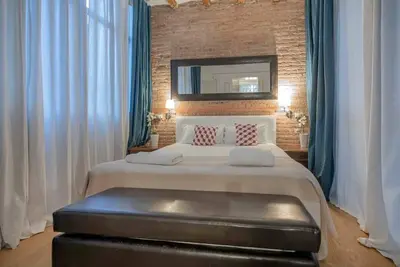 Image de Exclusive 2 bedroom apartment in the city center!