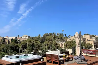 Image de Seafront penthouse - terrace, Ac, lift & parking