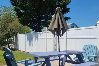 Image de Cheery & Cozy Beach Villa - Walk To Beach