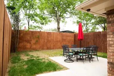 Image de Keyless Entry - Boho House - Minutes From Airport