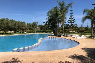 Image de Appt avec Rez de jardin 200m2, Eden Island, plage, piscines, sécurité.