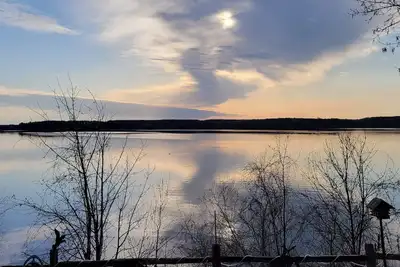 Image de Perfect sunset views on Lake Carlos