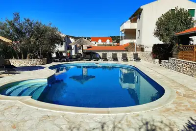 Image de Luxurious 2-bedroom apartment with terrace and pool