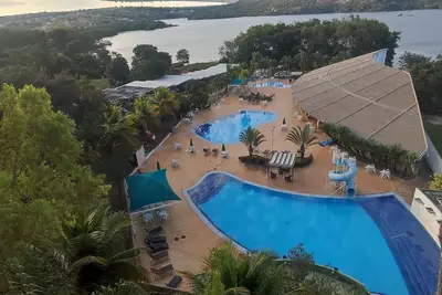 Image de Apartment in Enseada Caldas Novas, access to the Lake and fishing permitted - HotFérias