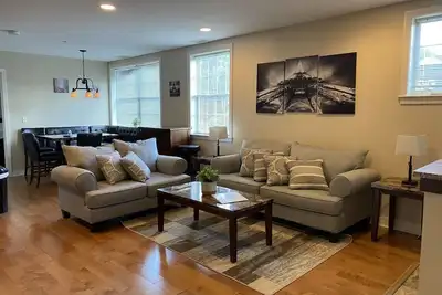 Image de Modern 2 Bedroom Apartment- Close to Ellicottville Village!