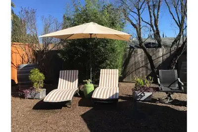 Image de North Napa Home for 6 - 30 day min - local regs
