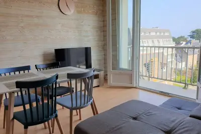 Image de Bel appartement rénové au centre-ville de Perros-Guirec