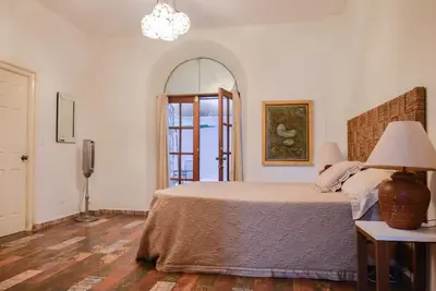 Charming Apt In Panama's Colonial Quarters
