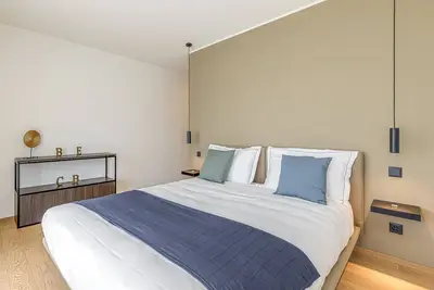 Icon H 603 Suite Executive, Lugano, Switzerland