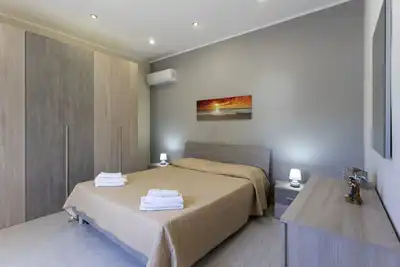 Image de Maison \"Bandiera Blu\", proche plage, avec climatisation, terrasse et jardin.