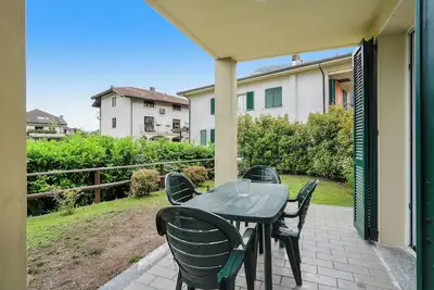 Image de Appartement 'Résidence Camelie - Mazzini 2' avec vue sur les montagnes, jardin et Wi-Fi