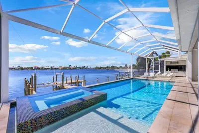 Image de Lvcc Villa Flash