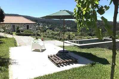 Image de Fully refurbished rustic house with mountain views!