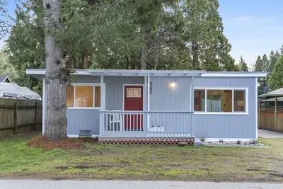 Image de Brand new light and bright Birch Bay Beach house