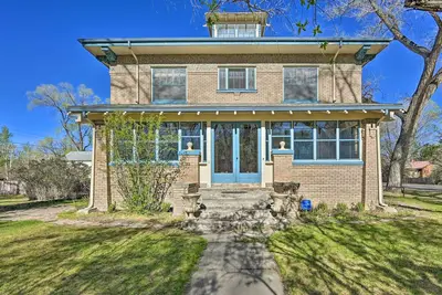 Image de Spacious 'Old Saguache Manor' - Built in 1914
