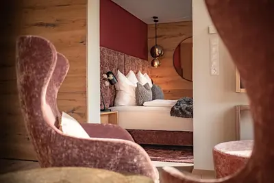 Image de Alpenchalet-Vils. tirol ****S - Chalet Auszeit - pure cuddly luxury, 2 persons