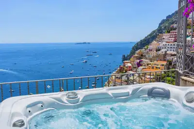 Image de Amore Rentals - Casa Volte Alte with External Tub, Sea View and Terrace