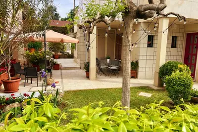 Image de The green corner apartment Cin: It001156c2c78oupyj
