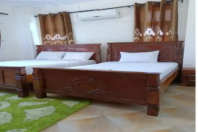 Image de 5 Min walk to the famous Nyali beach, family-sized tastefully furnished apartment