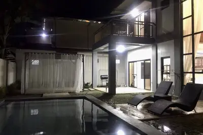 Image de Vacation home w/private pool in a quiet and secured subdivision.